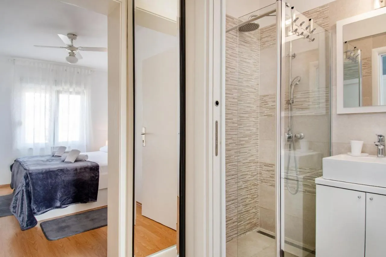 Rooms&Apartments Zelux Split Croatia
