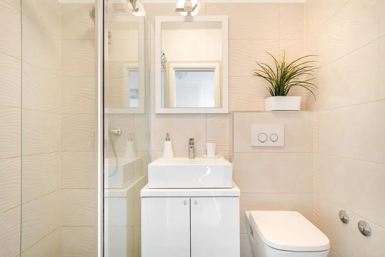 Apartment Rooms&Apartments Zelux Split