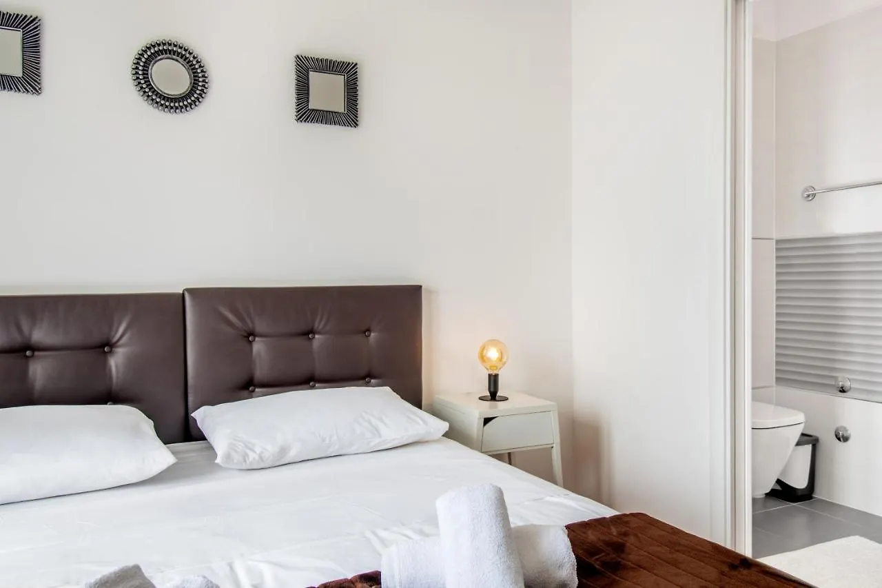 Rooms&Apartments Zelux Split 0*,  Croatia