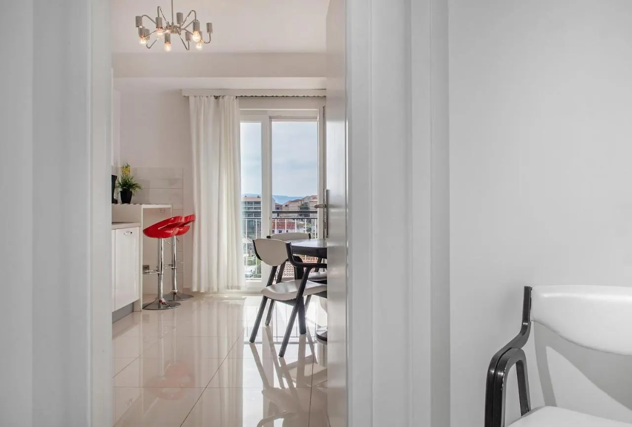 Rooms&Apartments Zelux Split 0*,